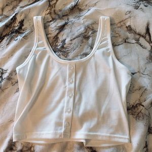 White crop button tank